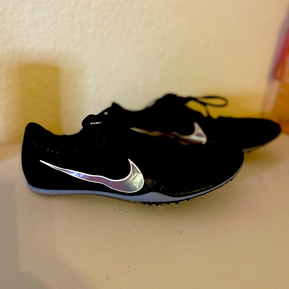 Nike distant spikes